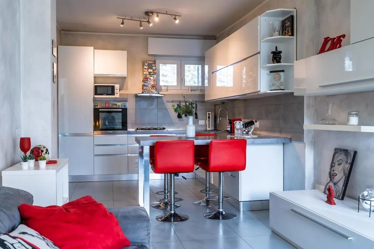 San Siro - Apartment With Terrace And Parking Milan 0*,  Italy